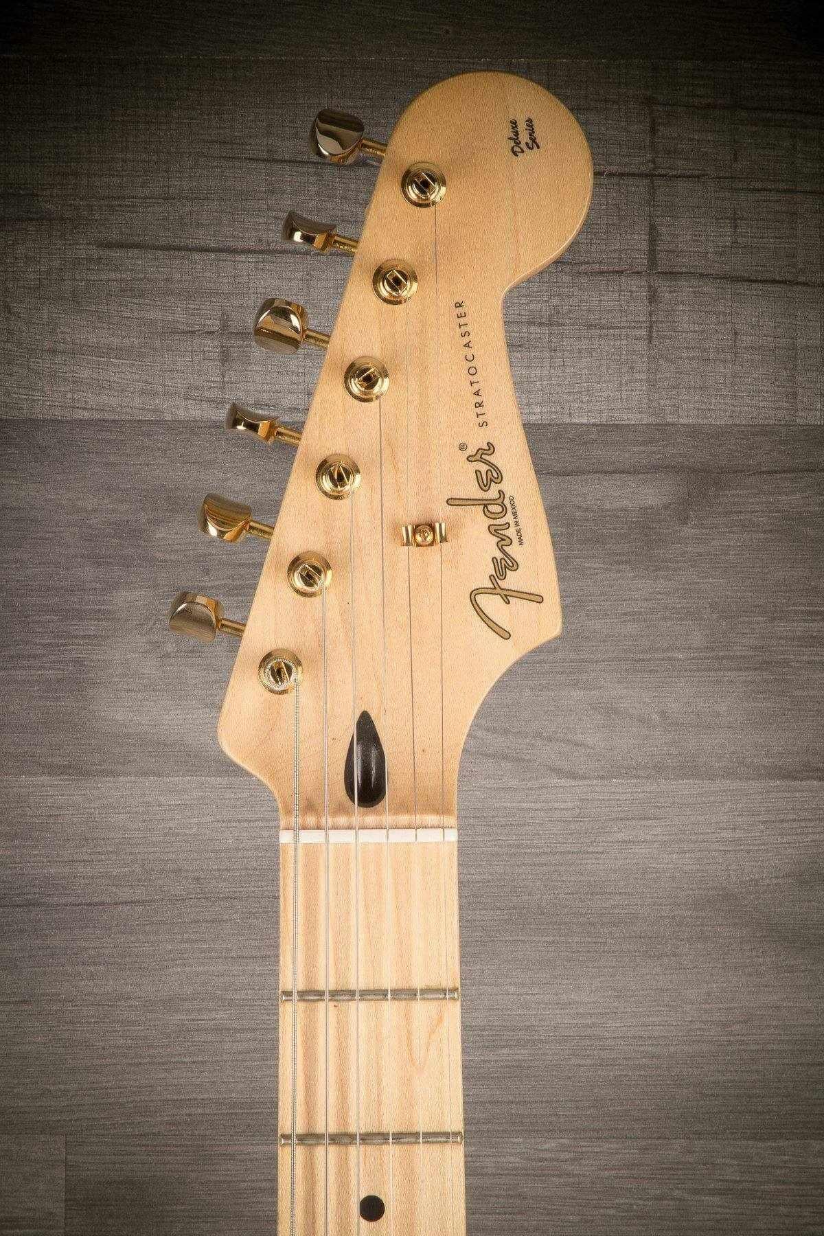 USED - Fender 2014 Mexican Deluxe Player Stratocaster - Sapphire Blue