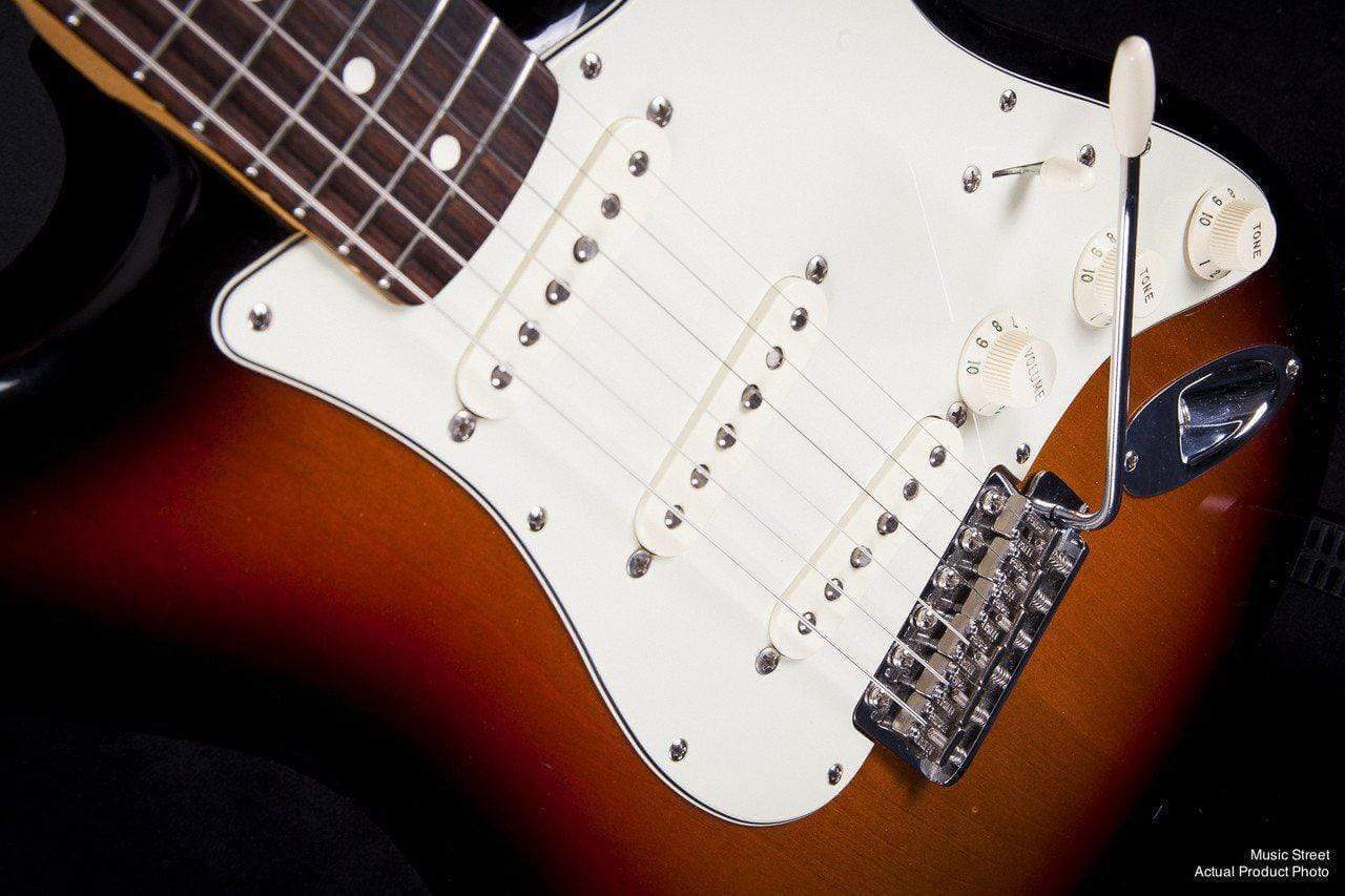 USED - Fender '62 Reissue Stratocaster Sunburst