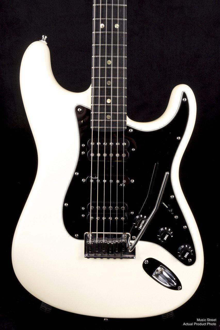 USED - Fender American Deluxe Stratocaster Hsh (Olympic Pearl, Ebony Fingerboard)