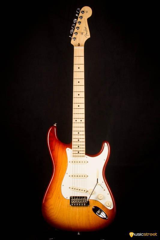 USED - Fender American Pro Strat Maple Neck - Sienna Sunburst