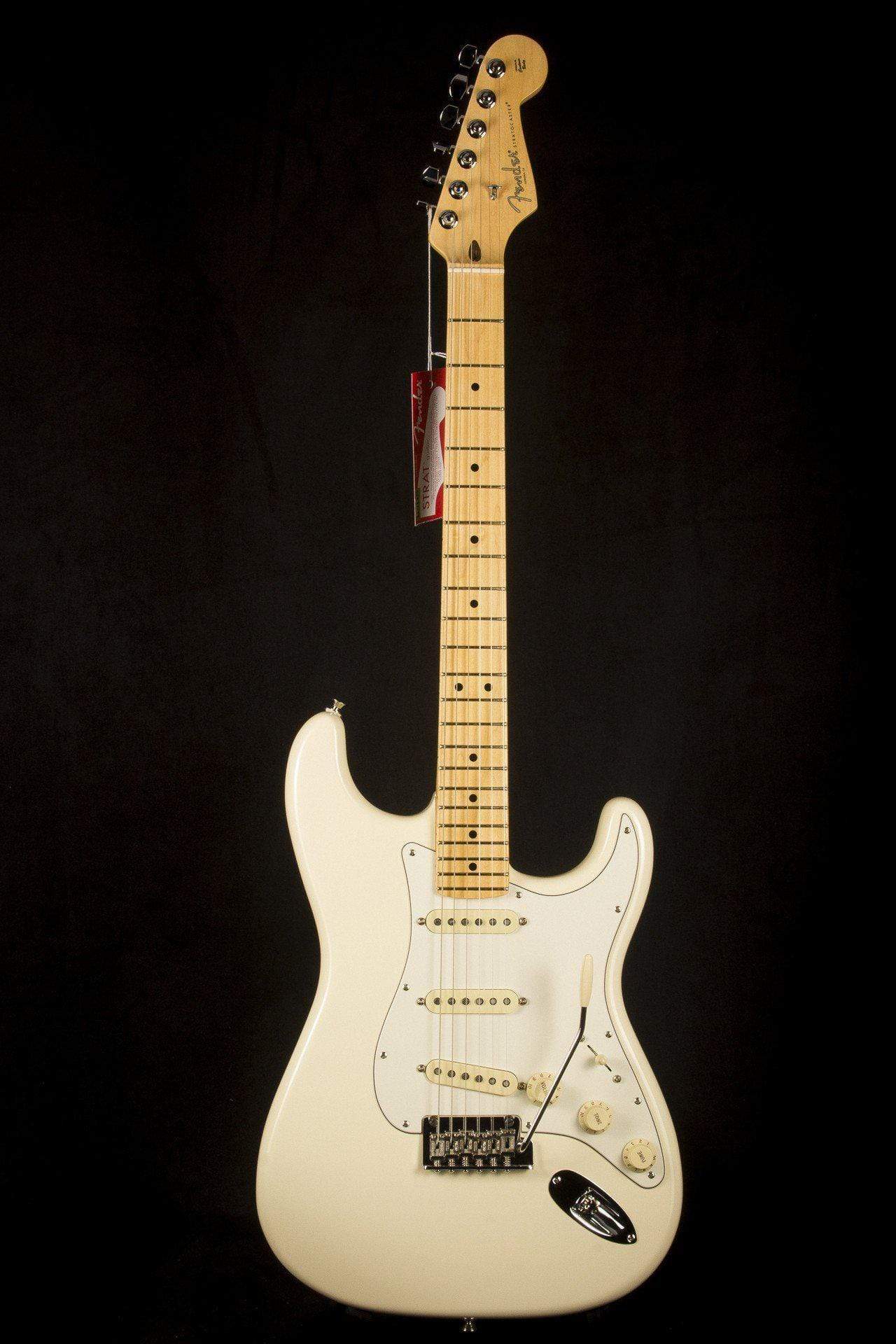 USED - Fender American Pro Stratocaster Maple Neck, Olympic White