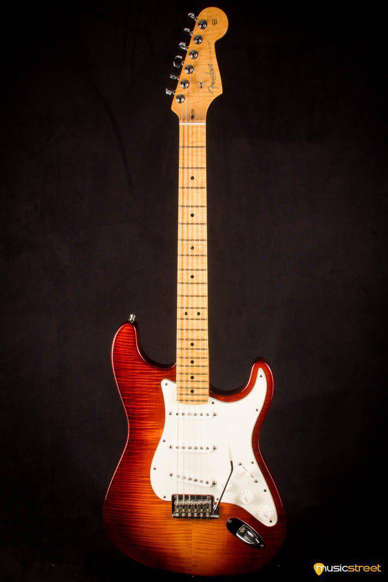 USED - Fender American Select Stratocaster