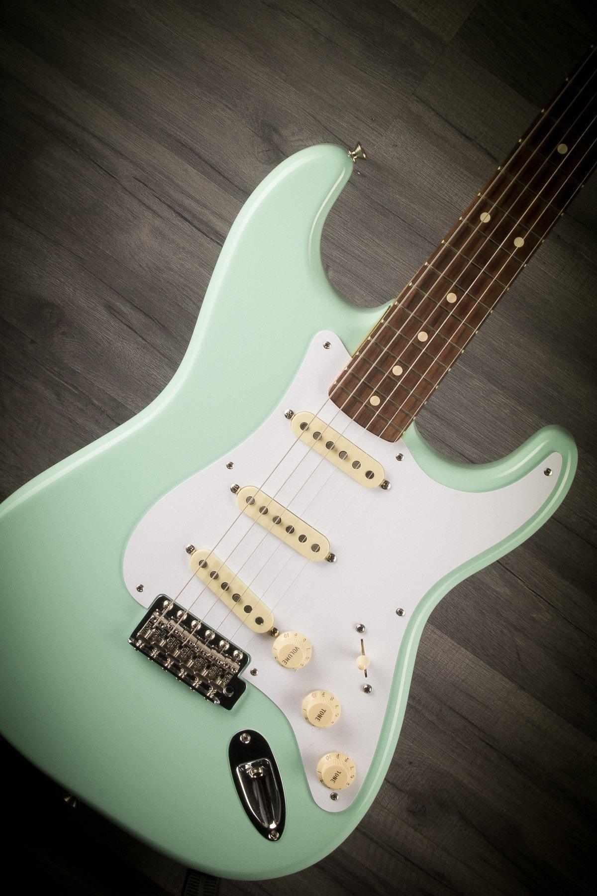USED - Fender Classic Series Stratocaster with Robert Cray Neck