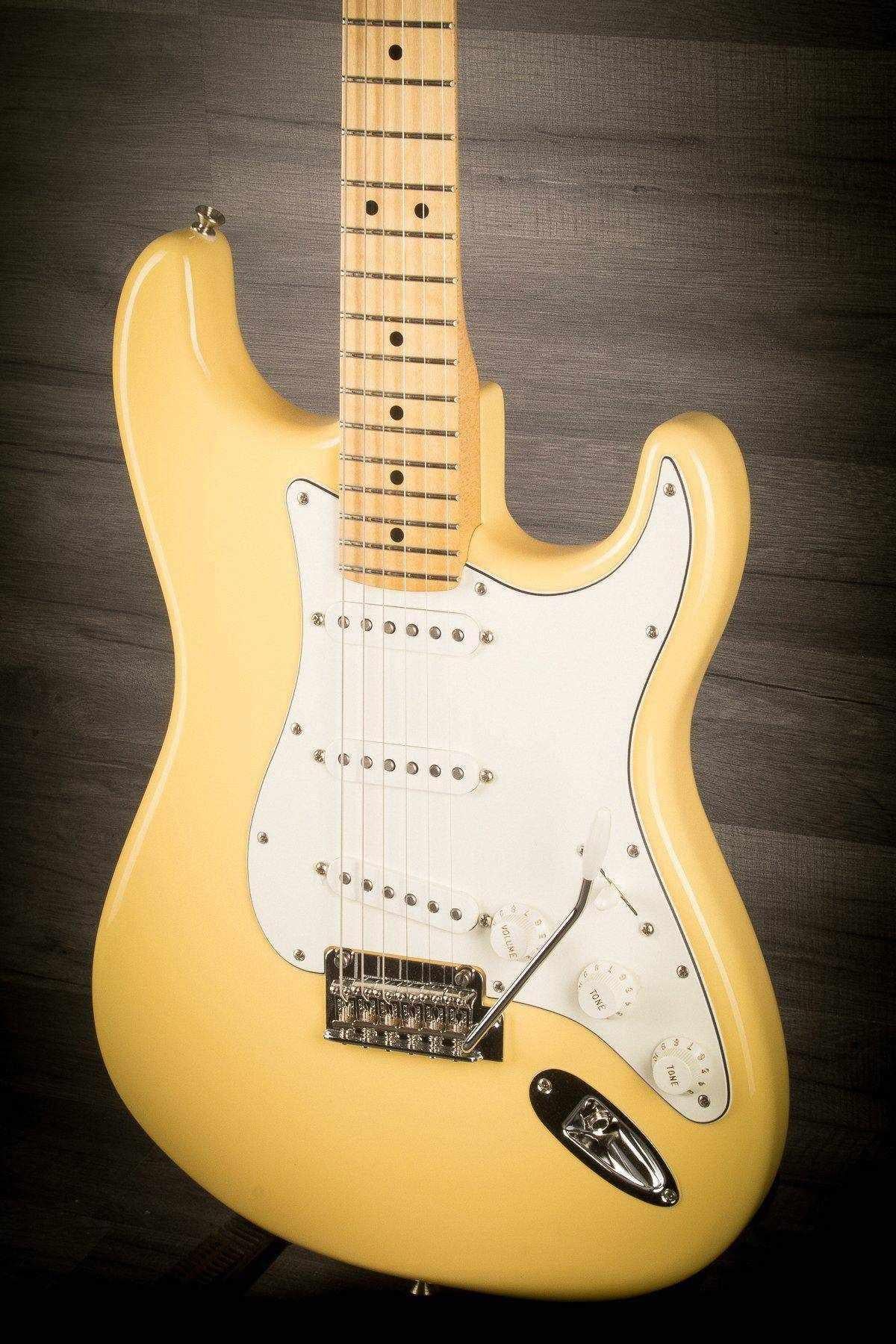 USED - Fender Player Series Stratocaster - Buttercream