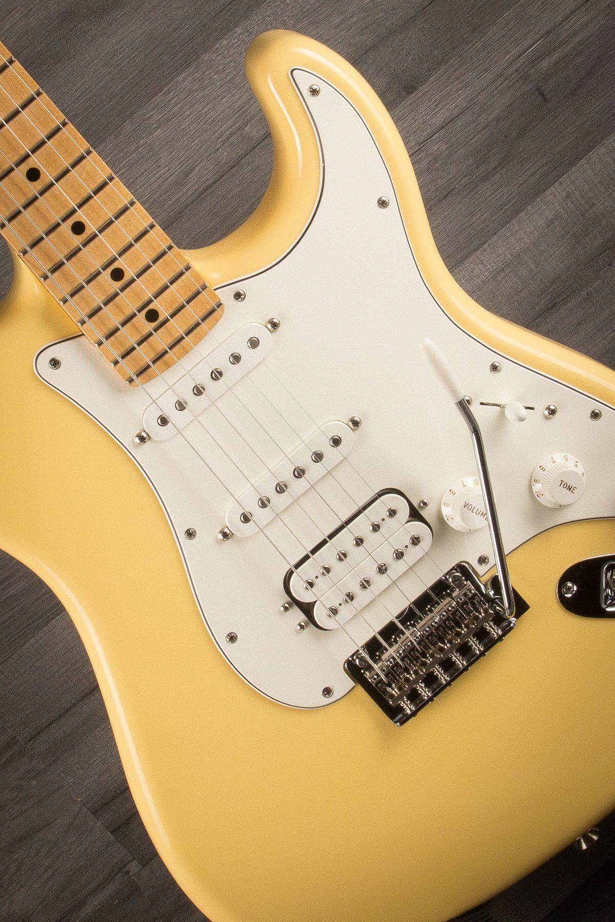USED - Fender Player Series Stratocaster - HSS Buttercream