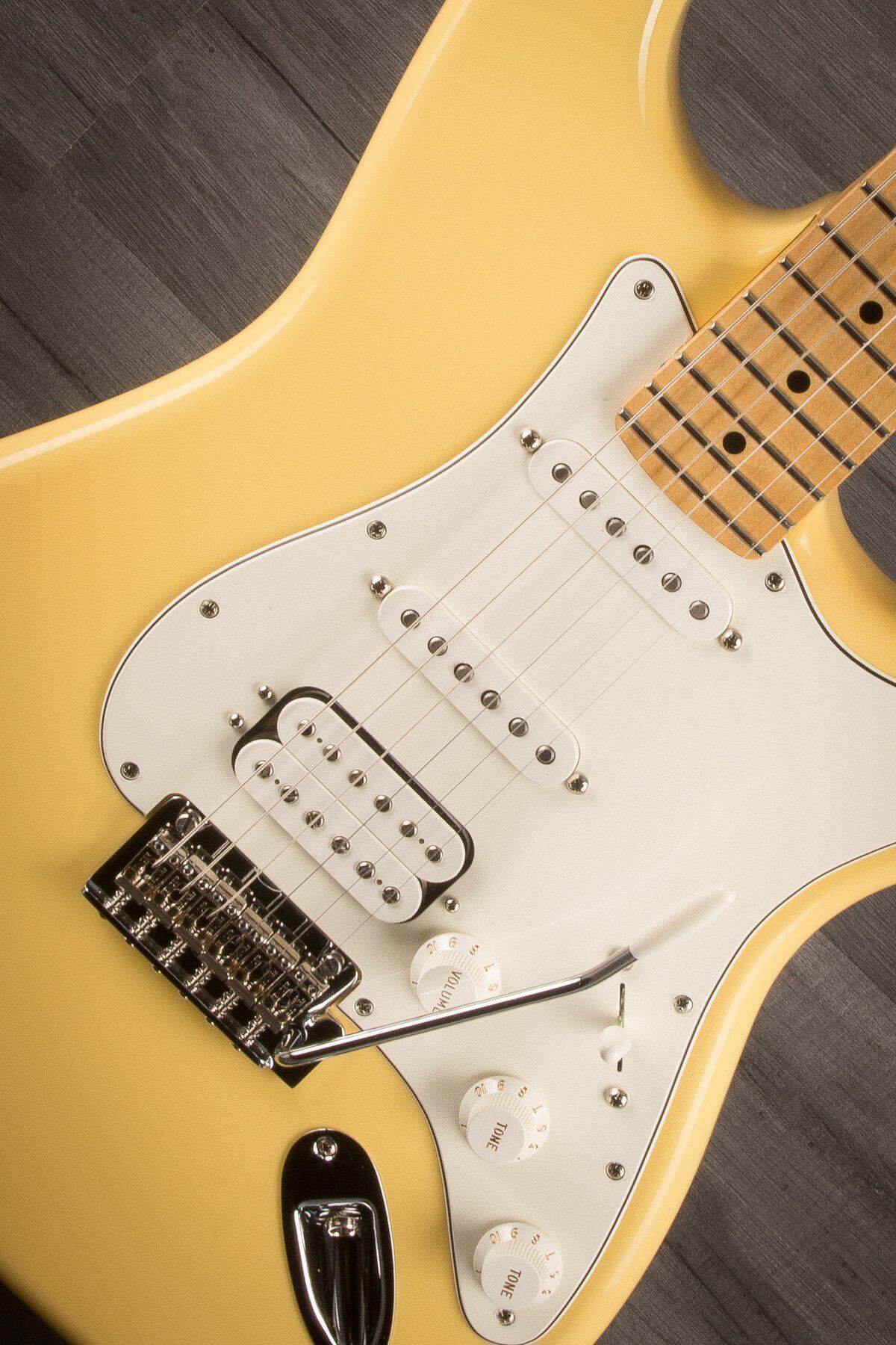 USED - Fender Player Series Stratocaster - HSS Buttercream