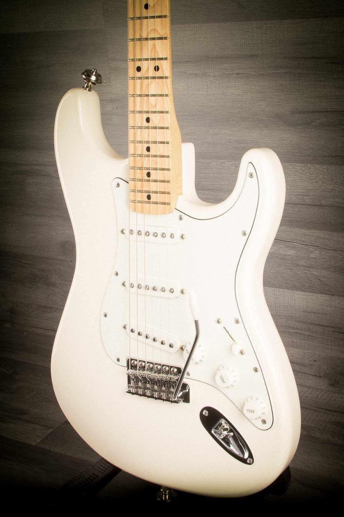 USED - Fender Standard Stratocaster - Arctic White