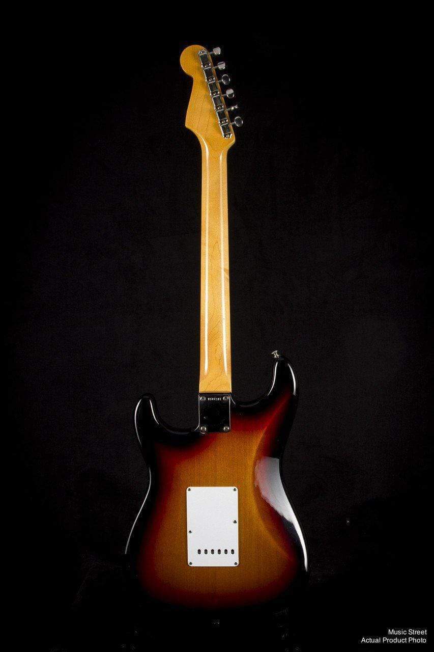 USED - Fender Vintage Reissue '62 Stratocaster (Sunburst)
