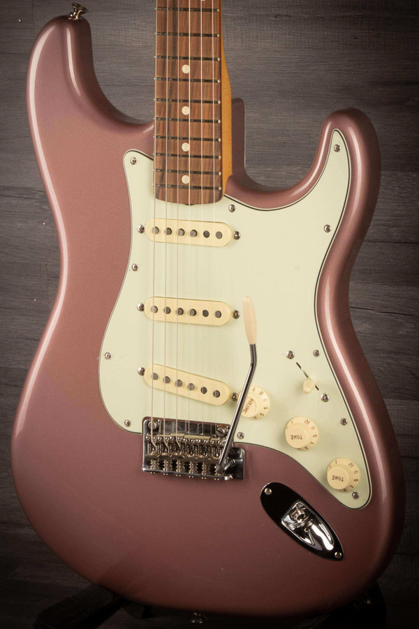 Fender Electric Guitar USED - Fender Vintera '60s Stratocaster Modified - Burgundy Mist
