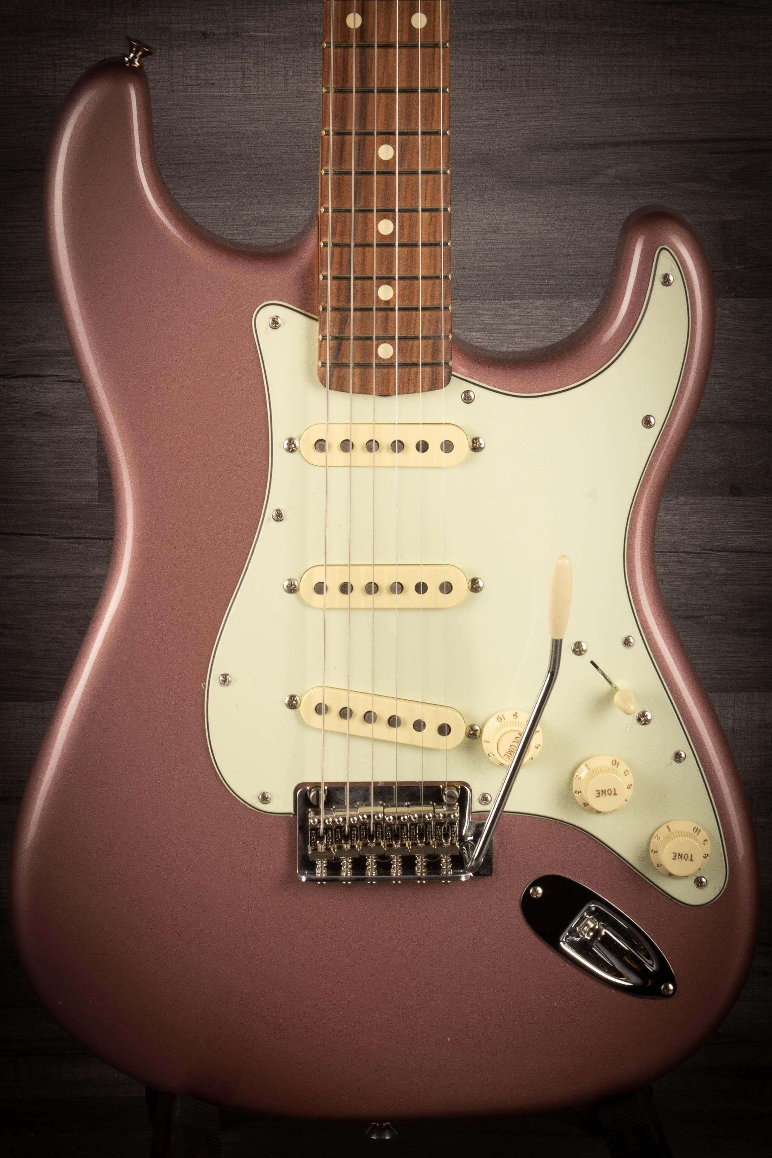 Fender Electric Guitar USED - Fender Vintera '60s Stratocaster Modified - Burgundy Mist