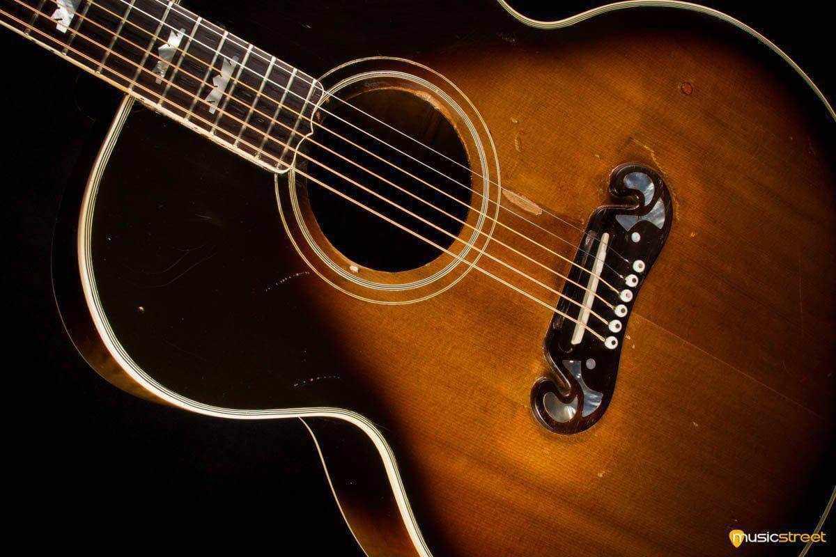 USED - Gibson J200 1963 Refin Sunburst