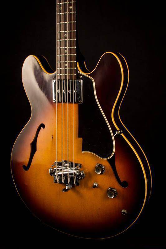 USED - 1967 Gibson Eb2 Sunburst With Case