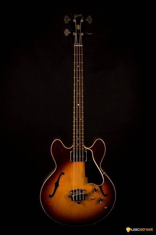 USED - 1967 Gibson Eb2 Sunburst With Case