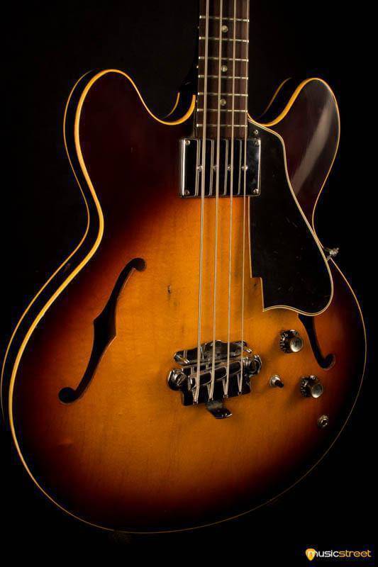 USED - 1967 Gibson Eb2 Sunburst With Case
