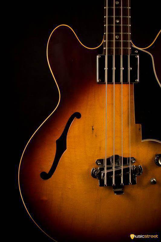 USED - 1967 Gibson Eb2 Sunburst With Case