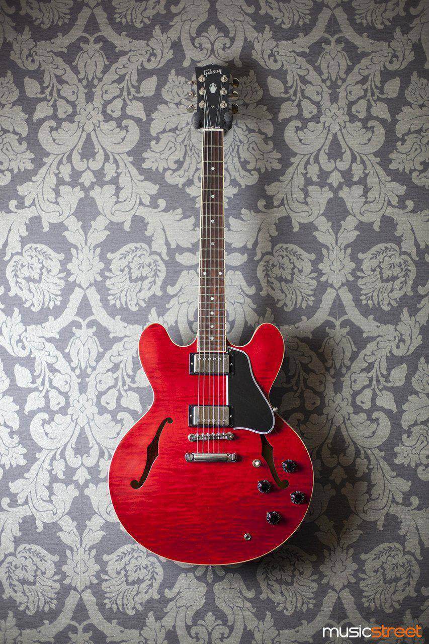USED Gibson Es335 Cherry Flame Top 2005 Model