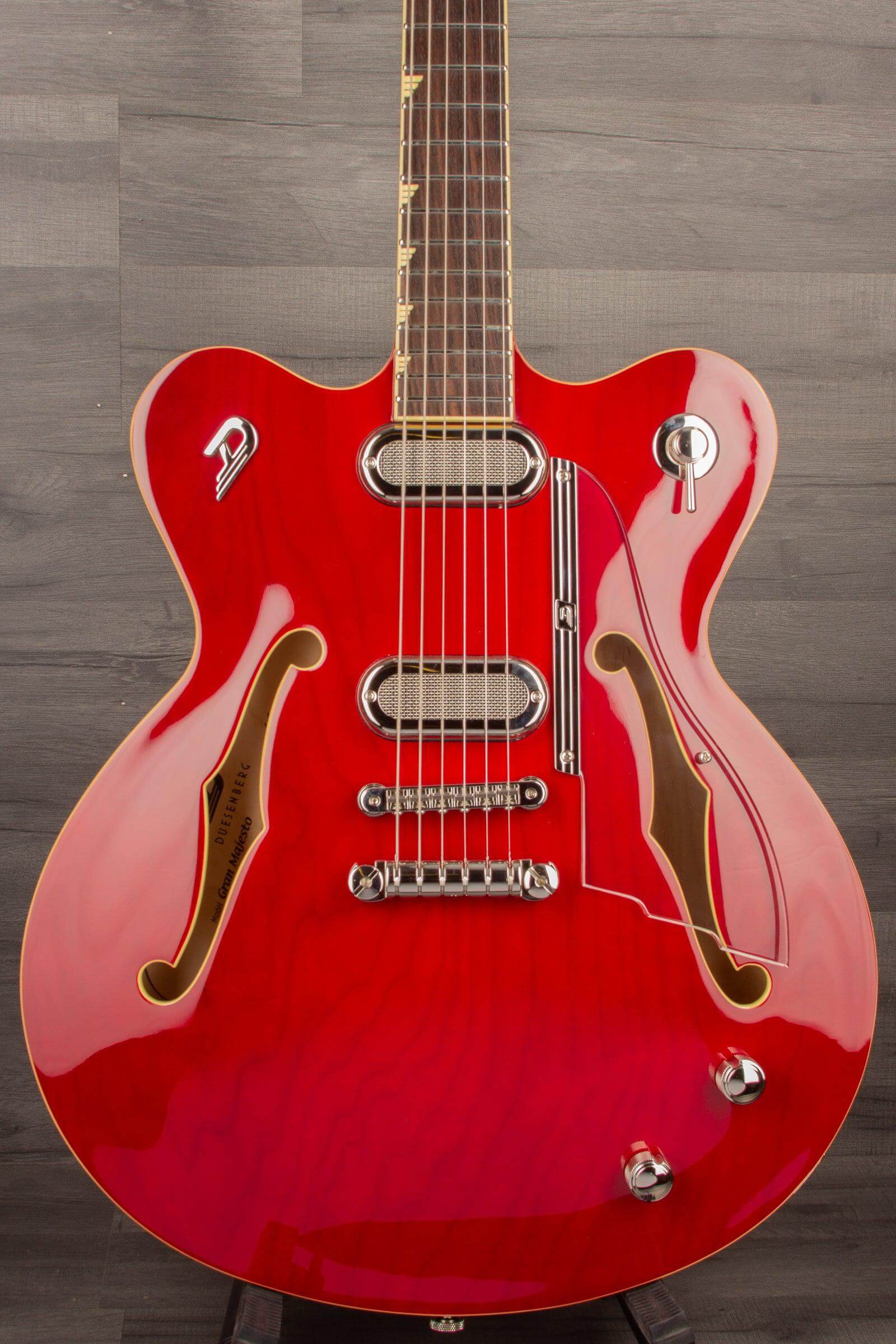 Duesenberg Gran Majesto 2C Cherry Red inc Case - MusicStreet