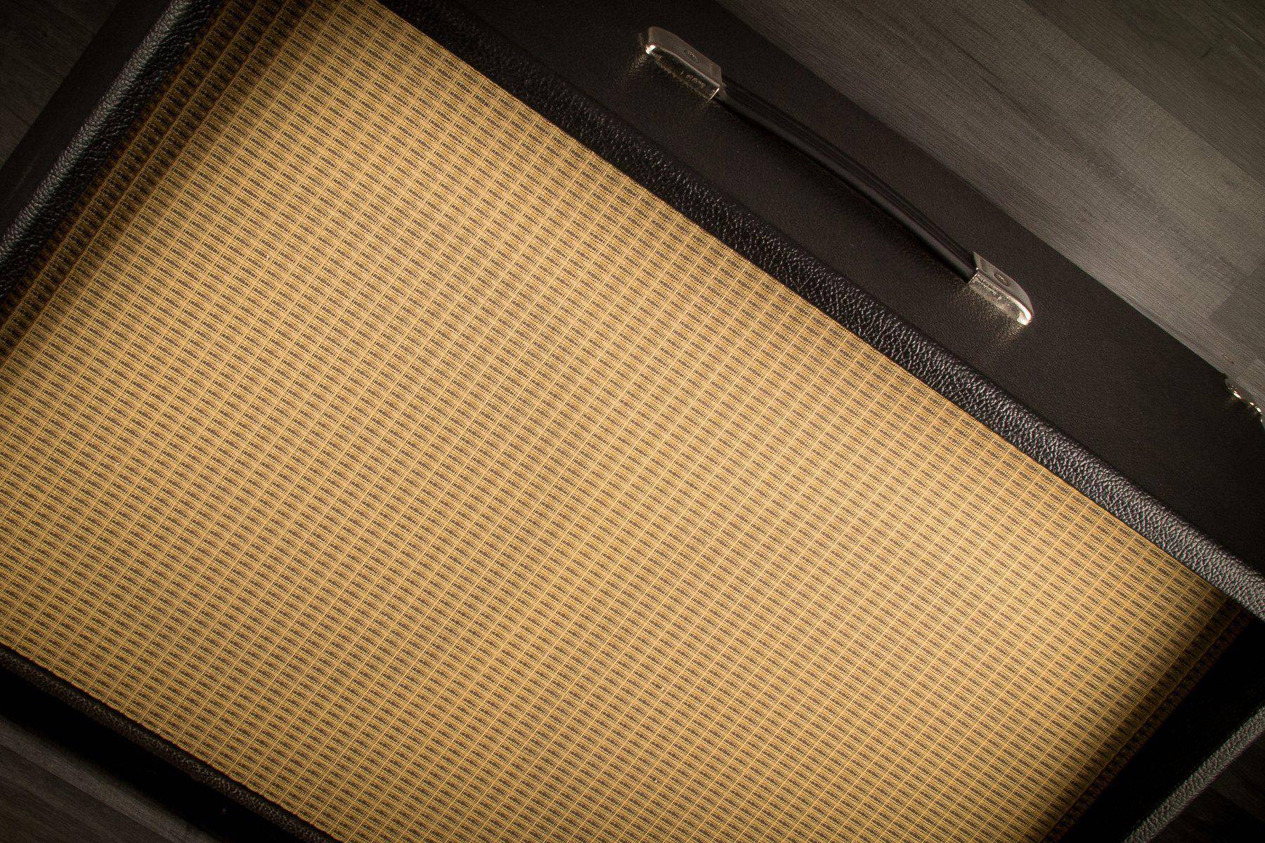 USED - Groove Tubes 2x12 Guitar Cabinet