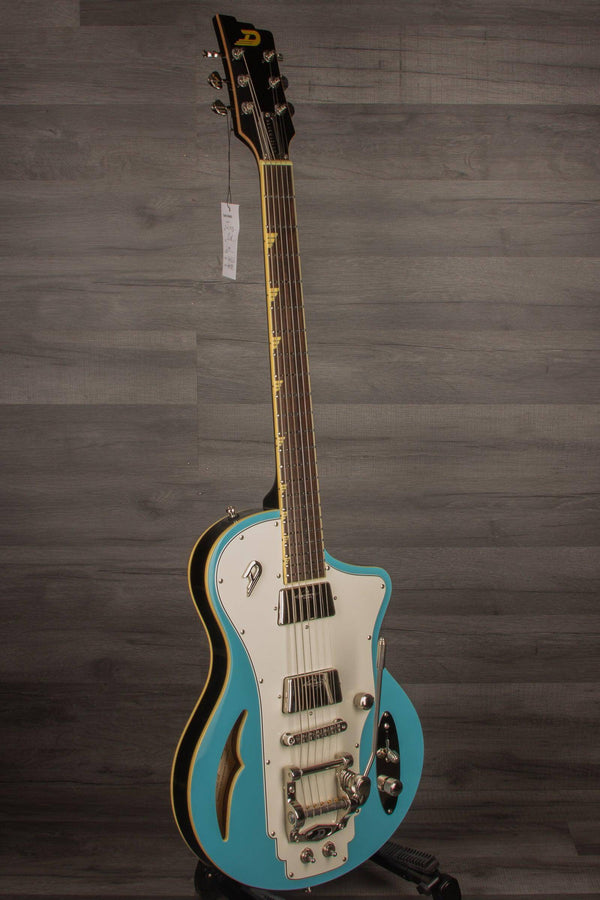Duesenberg Julia in Narvik Blue - MusicStreet