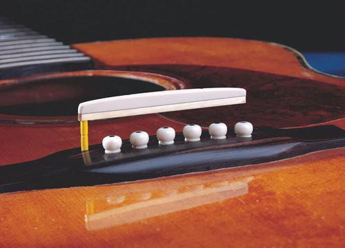 Lr Baggs Lb6X Saddle Fingerstyle Pu - MusicStreet