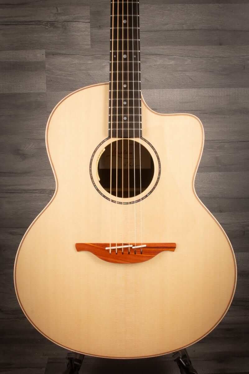 Lowden 32 SE Stage Edition Indian rosewood/ Sitka spruce