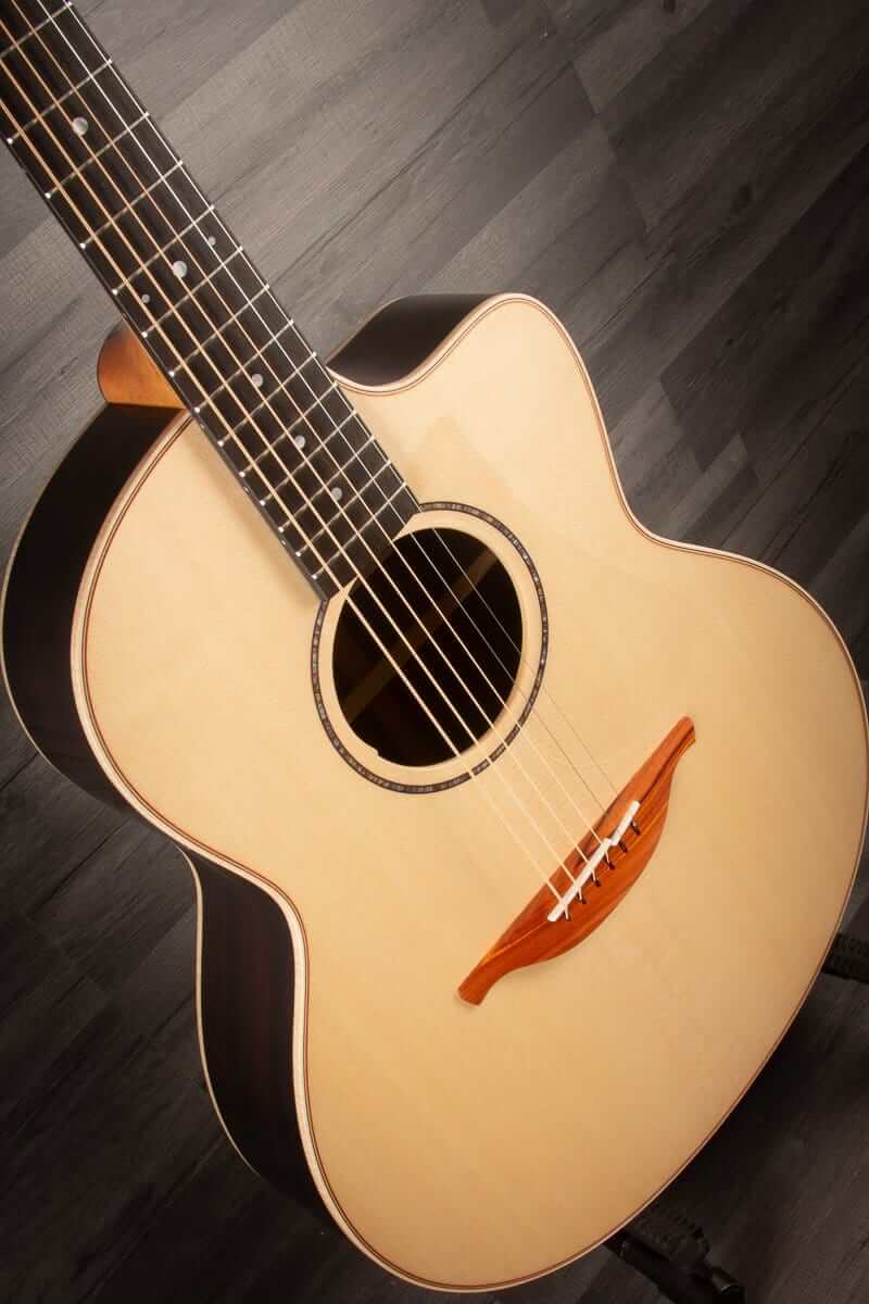 Lowden 32 SE Stage Edition Indian rosewood/ Sitka spruce
