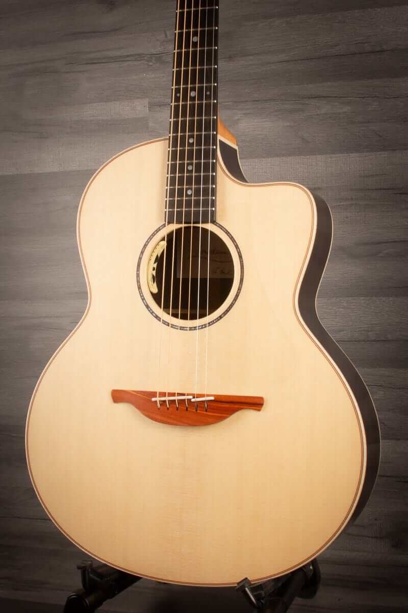 Lowden 32 SE Stage Edition Indian rosewood/ Sitka spruce