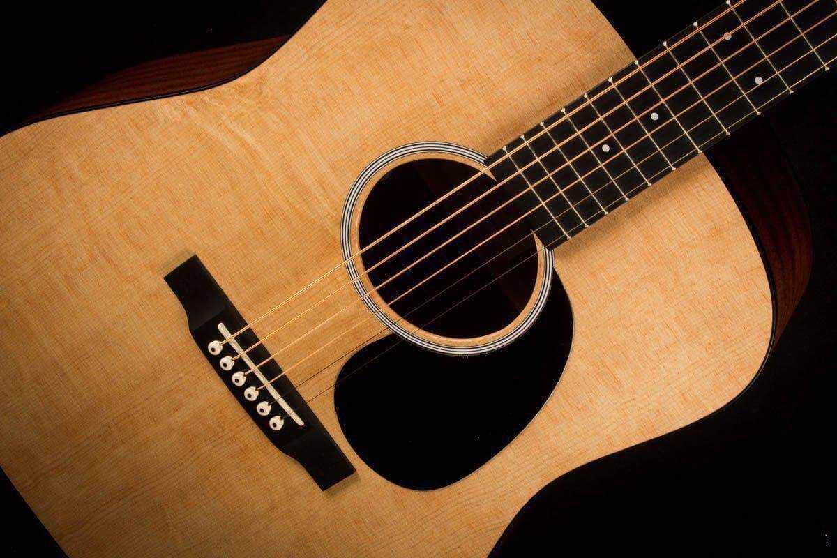 Martin Drs-2 Road Series With Case