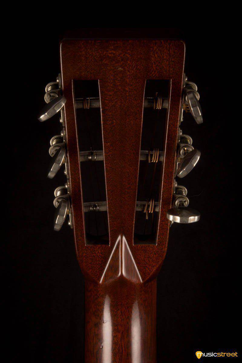 USED - Martin 000-28Vs