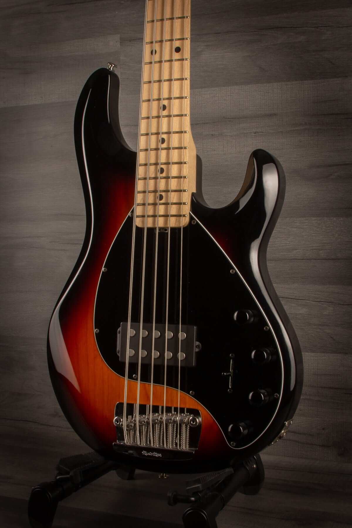 USED Music Man Stingray 5 Sunburst