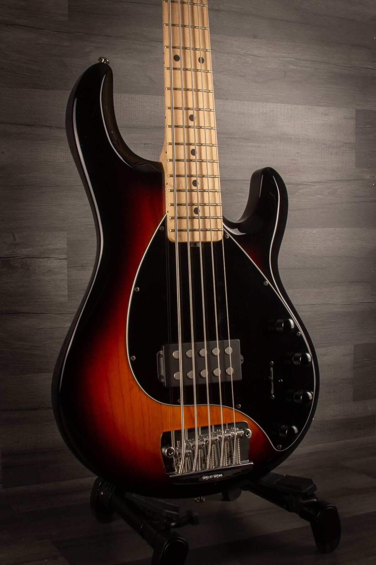 USED Music Man Stingray 5 Sunburst