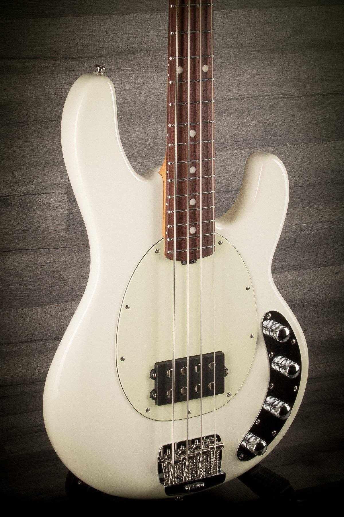 USED - MusicMan Stingray 2018 - Ivory White
