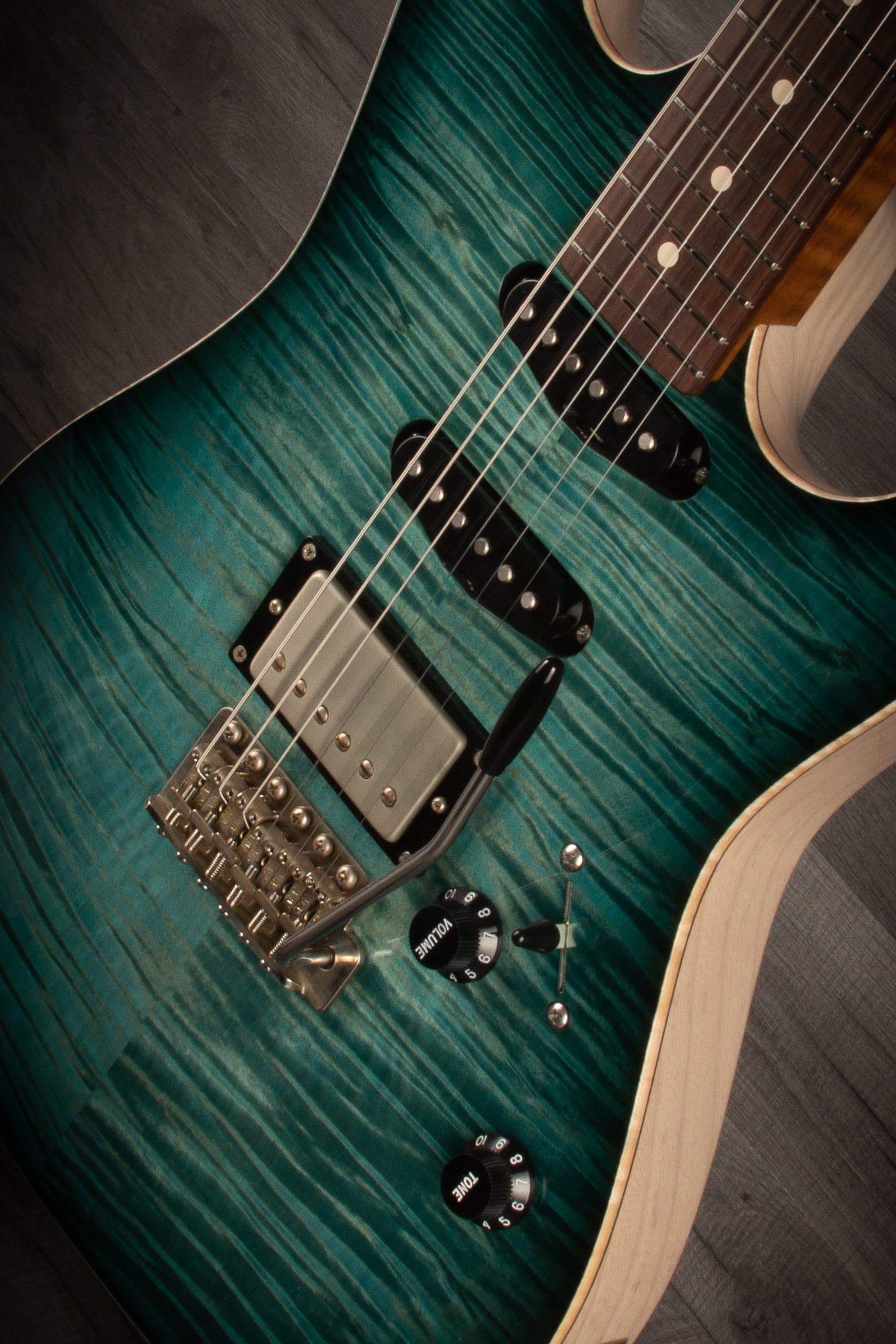 Patrick James Eggle '96 Droptop Island Blue Burst