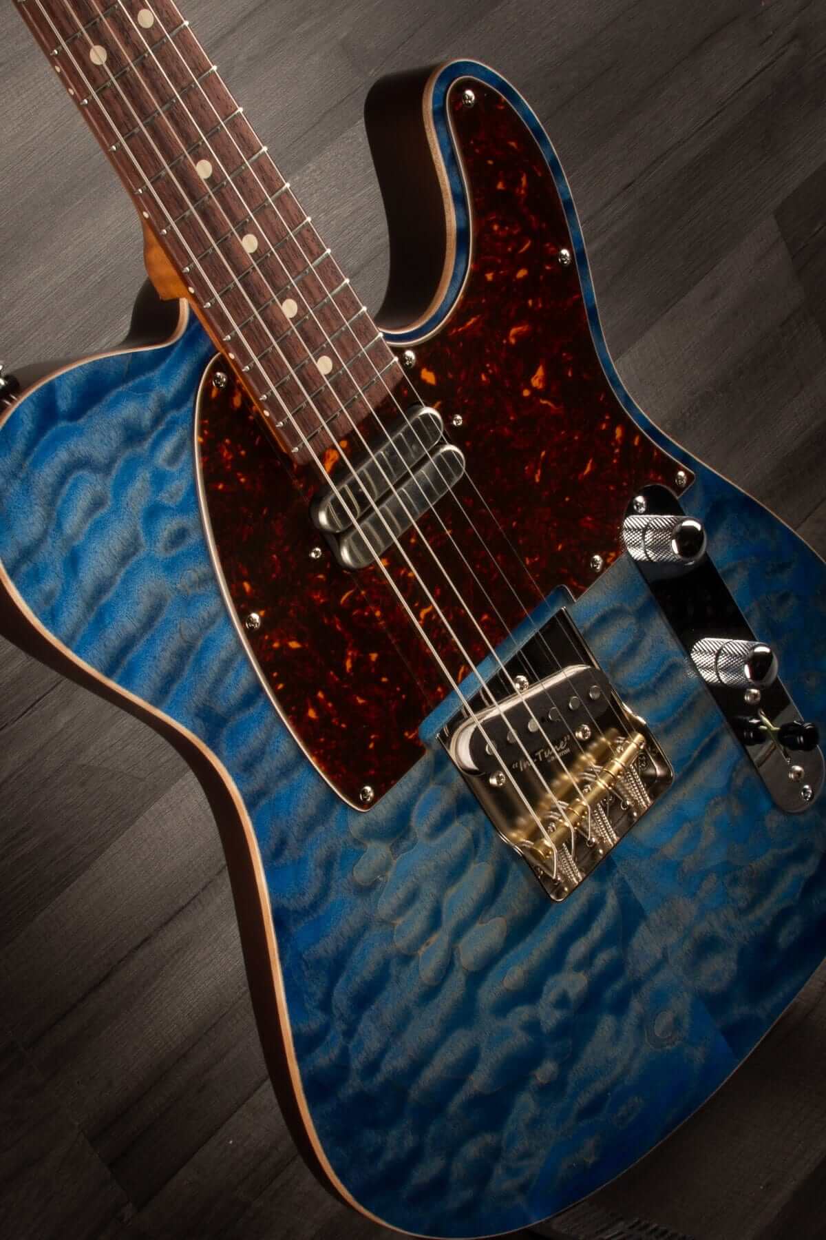 Patrick James Eggle OZ-T ISLAND BLUE BURST