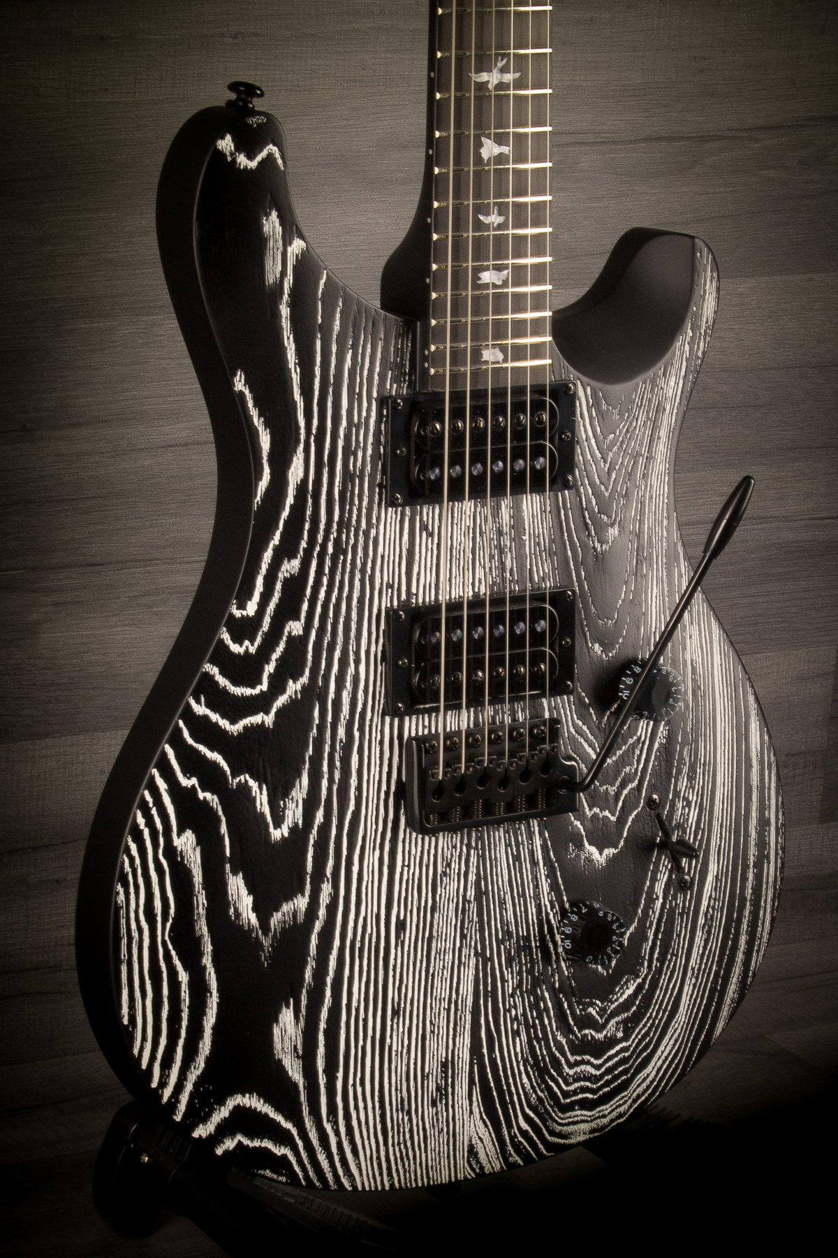 PRS SE Custom 24 Swamp Ash Sand Blasted Frozen Charcoal - MusicStreet
