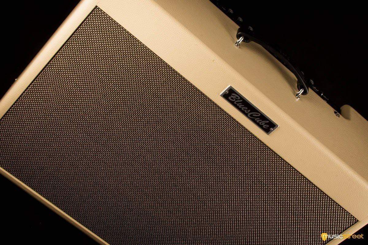 USED - Roland Bc-Art212 - Blues Cube Artist 212