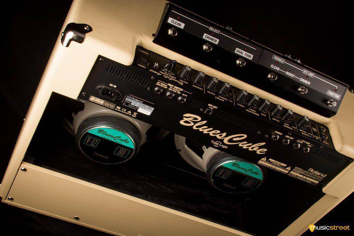 USED - Roland Bc-Art212 - Blues Cube Artist 212
