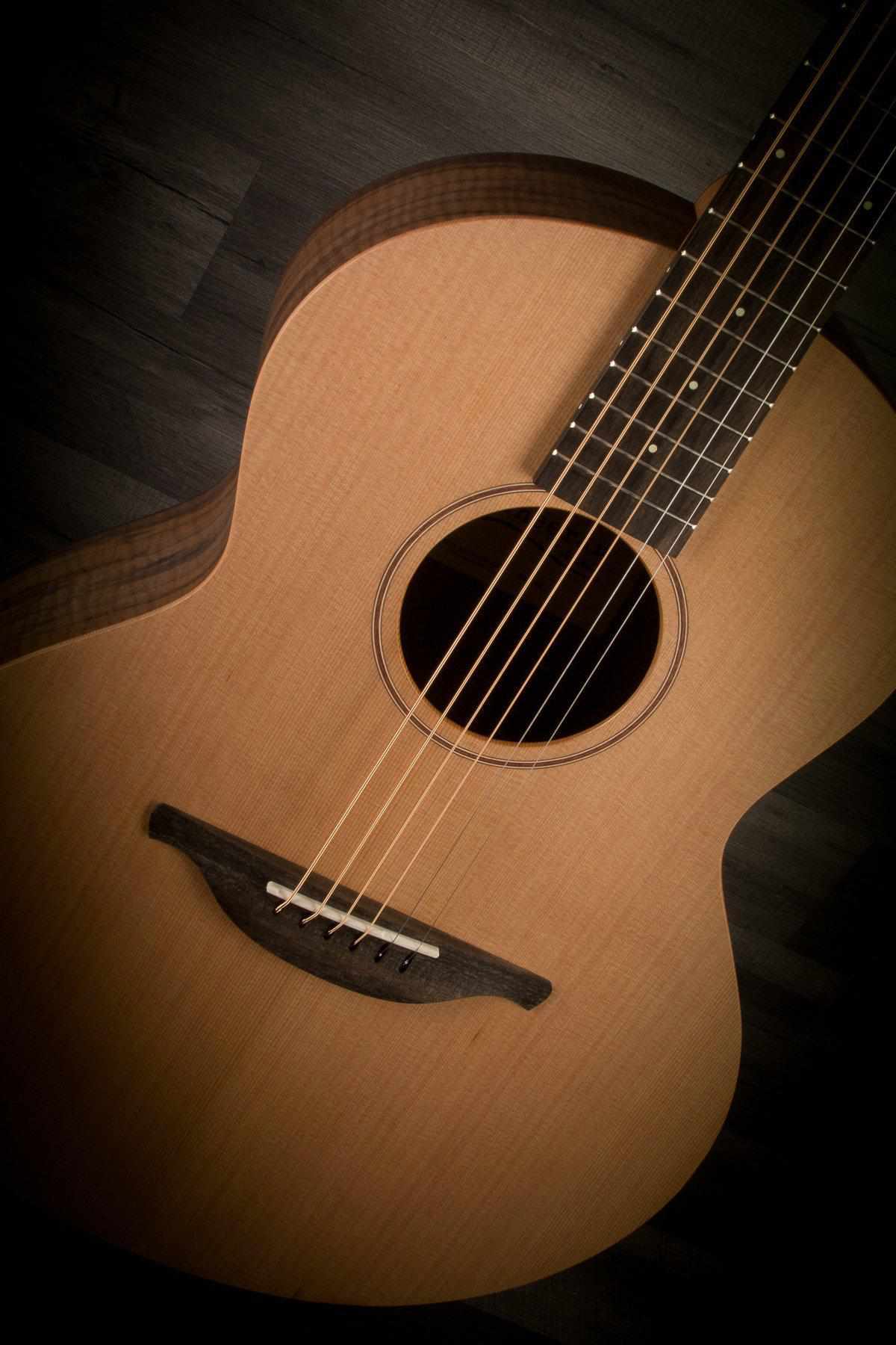 Sheeran by Lowden S-01 Acoustic Guitar