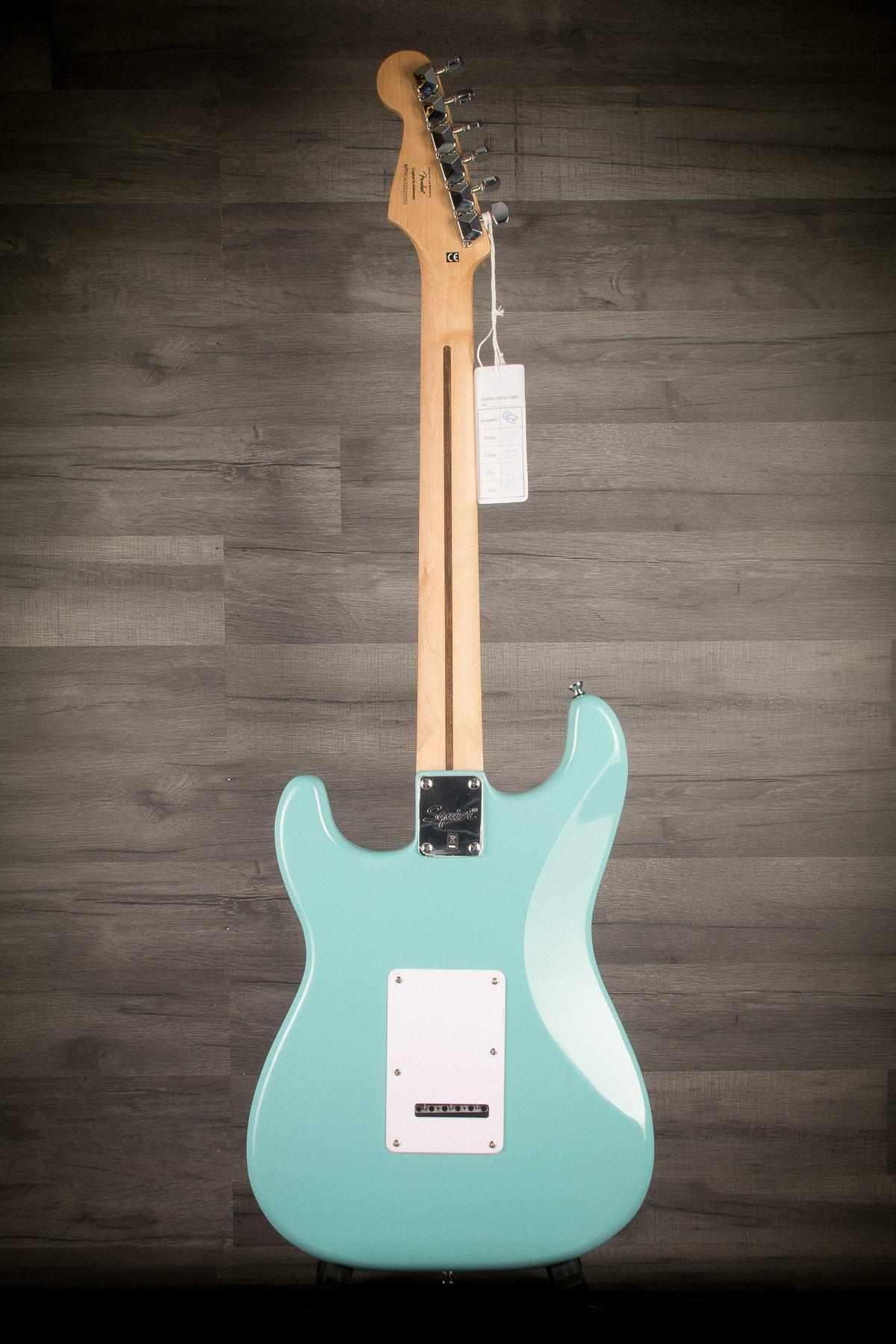Squier Bullet Stratocaster Tropical Turquoise