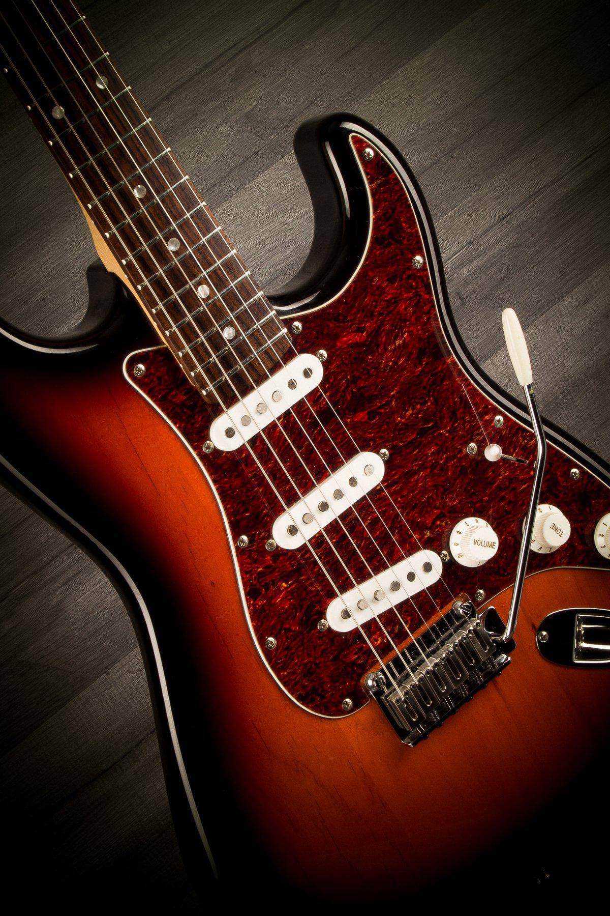 USED - 2004 Squier Standard Sunburst Stratocaster