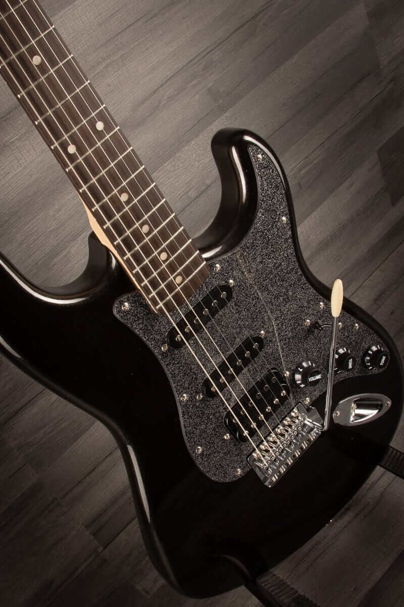 USED - Squier Affinity Stratocaster HSS - Montego Black
