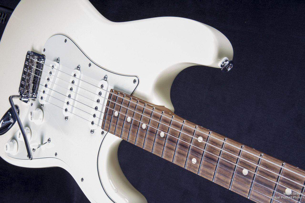USED - Suhr Classic (Vintage White)
