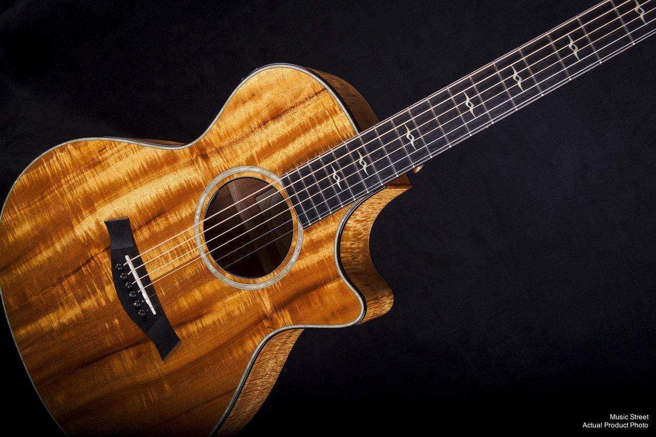USED - Taylor K22Ce Koa Limited Edition 2002 Model