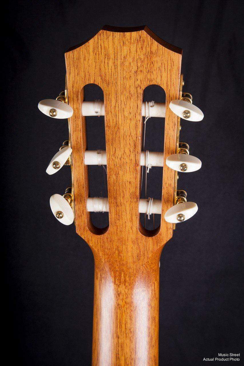 USED- Taylor Ns6 Nylon Electro Guitar 2002 Model