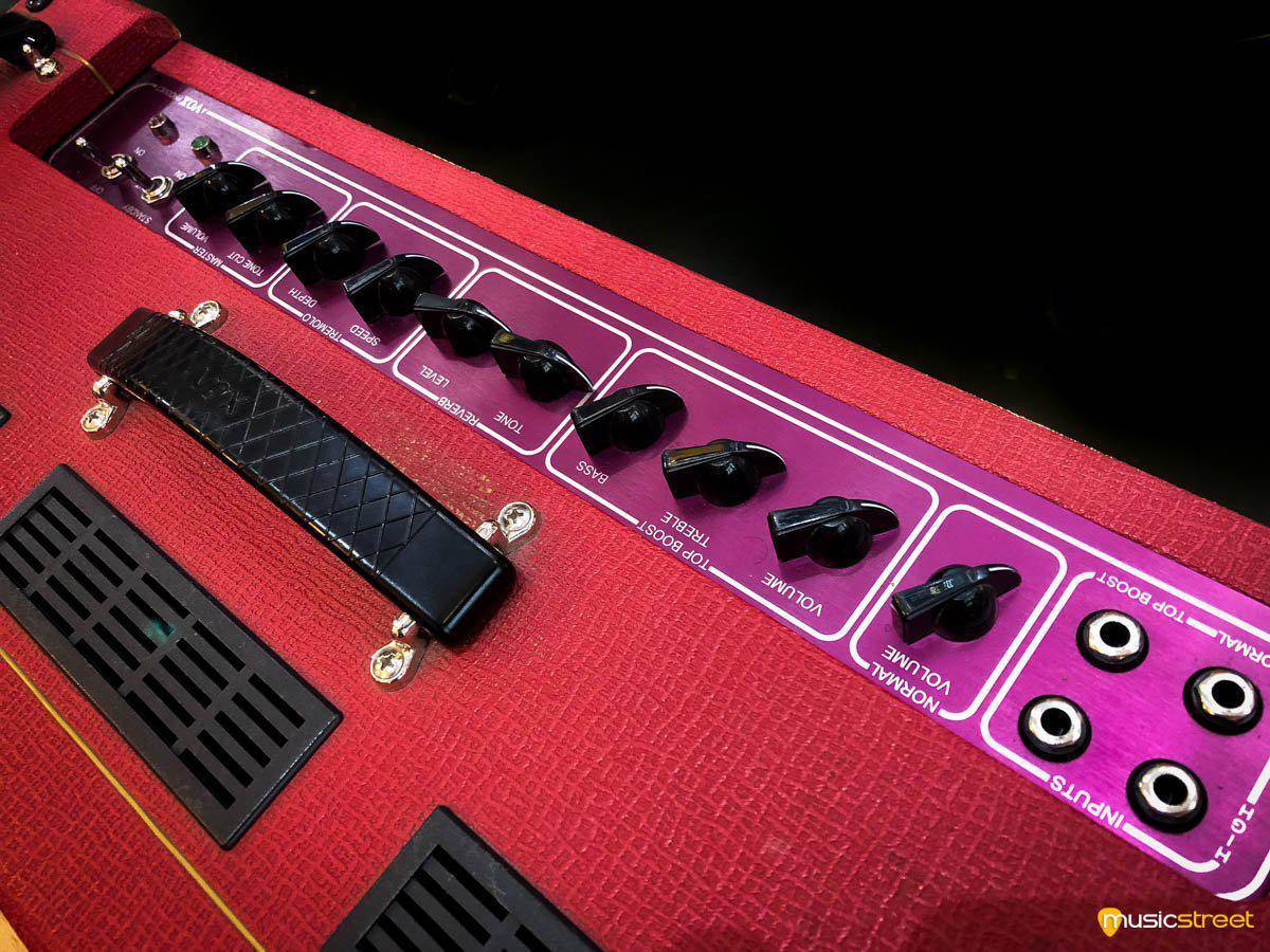 USED - Vox AC30 C2 Ltd edition Red
