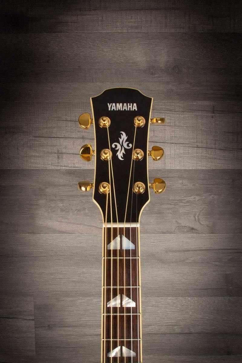 Yamaha APX 1000 - Pearl Snow White *B Stock