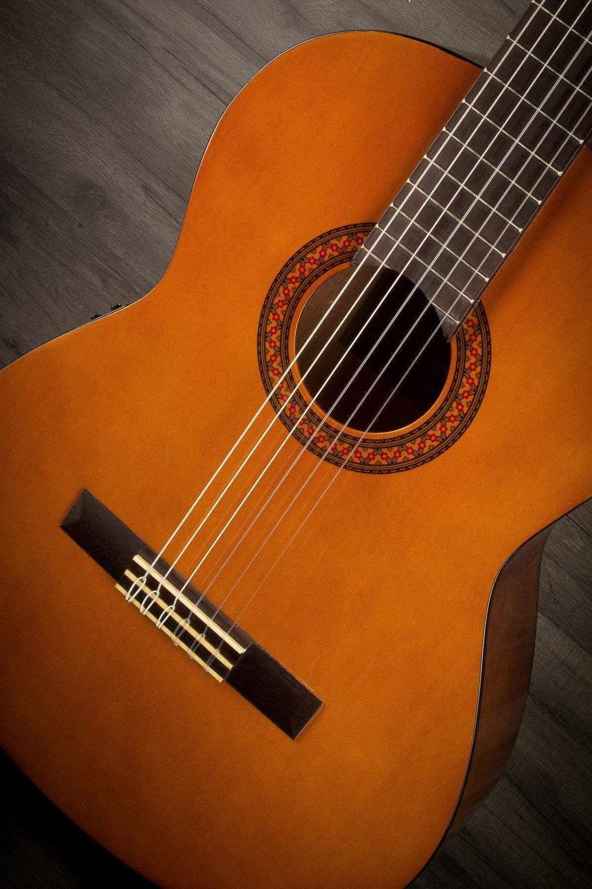 Yamaha CX40 Electro Classical Guitar - Ex Demo