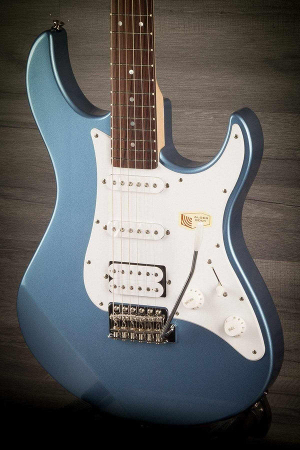 B Stock - Yamaha Pacifica 112J - Lake Placid Blue