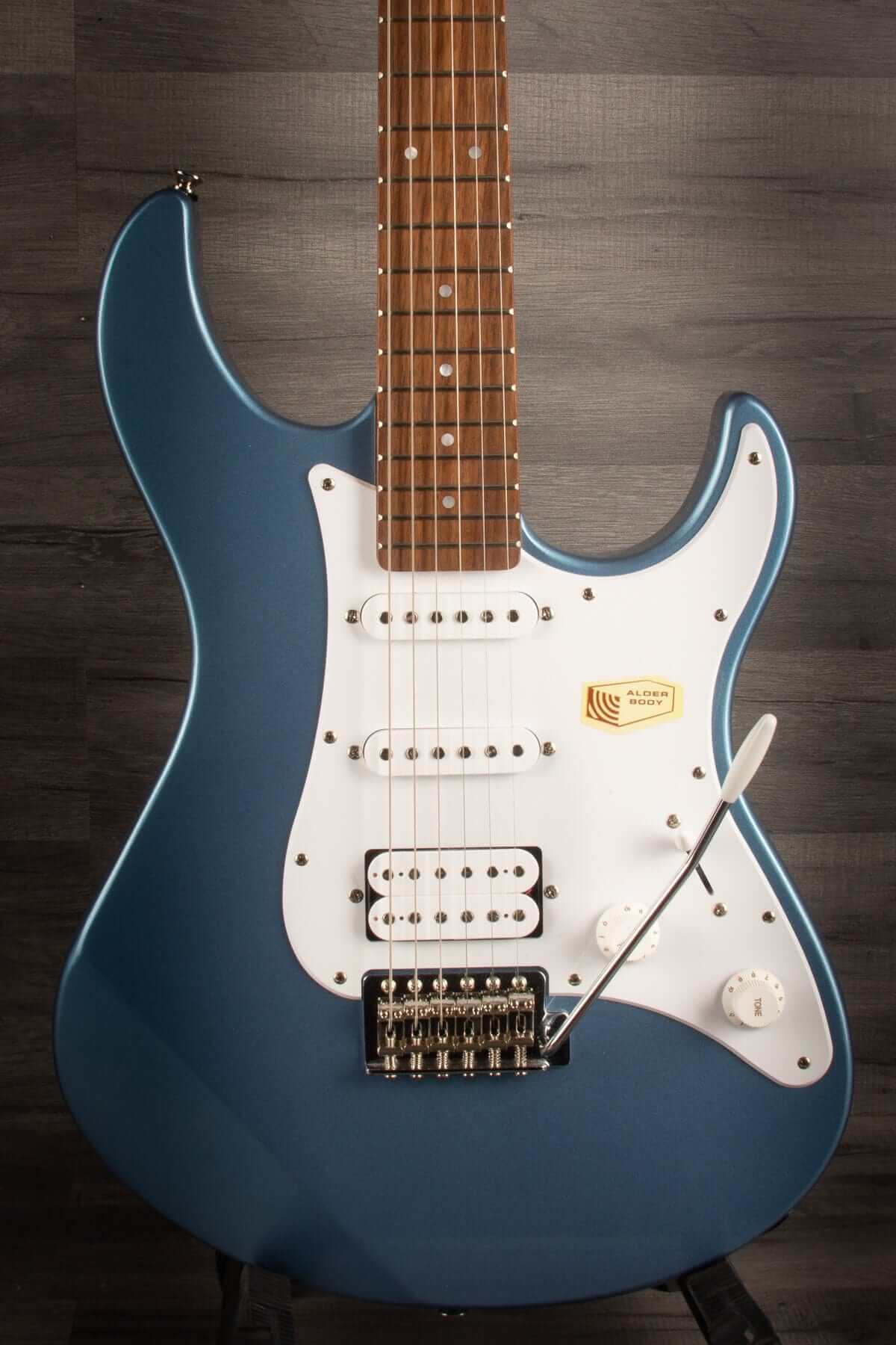 USED - Yamaha Pacifica 112J - Lake Placid Blue