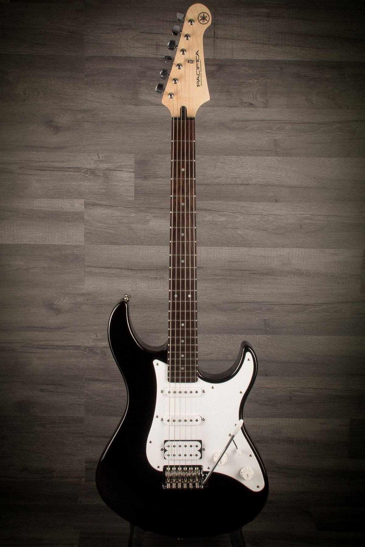 Yamaha Pacifica 012 - Black - Ex Demo